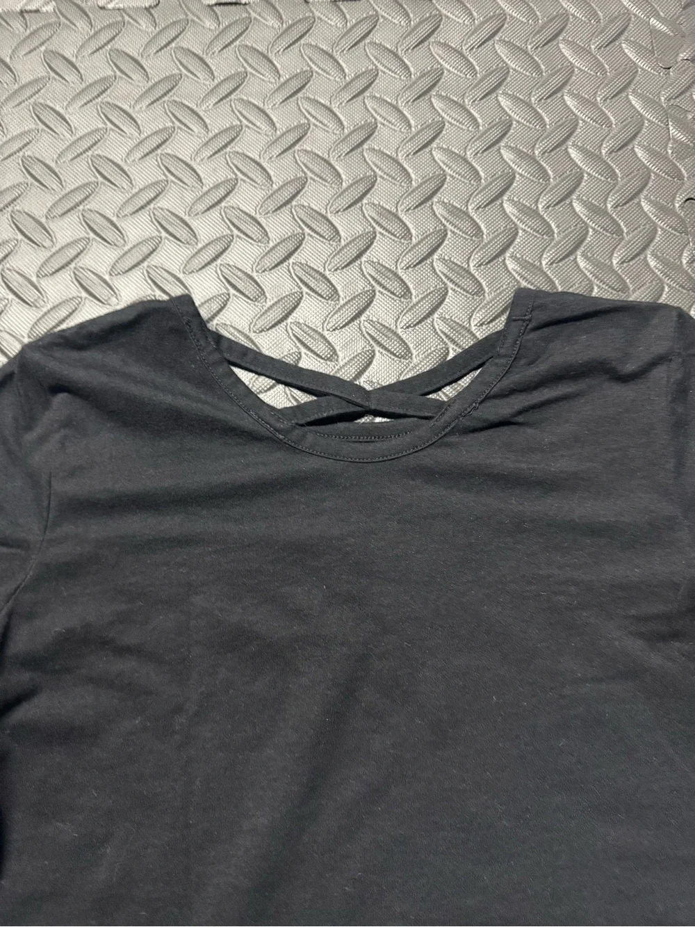 Old Navy Girls Black Softest Tee Criss Cross Back Top Size L 10-12